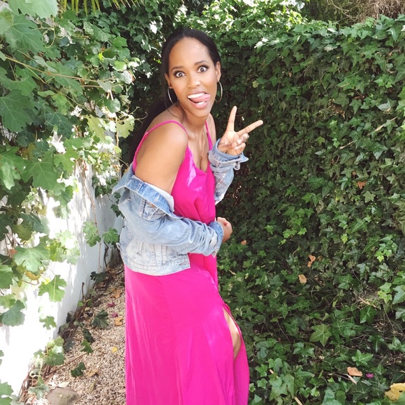 Meet your Posher - Picture 6 of 6